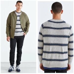Urban Outfitters O‘Hanlon Mills Arrow Stripe Pattern Crew Neck Sweater Medium